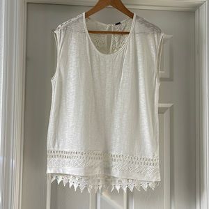 Pretty cream short sleeve top